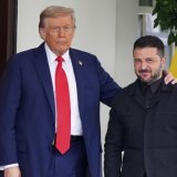 Le président Volodimir Zelensky a été accueilli par Donald Trump à son arrivée à la Maison Blanche. KEYSTONE/AP/Alex Brandon